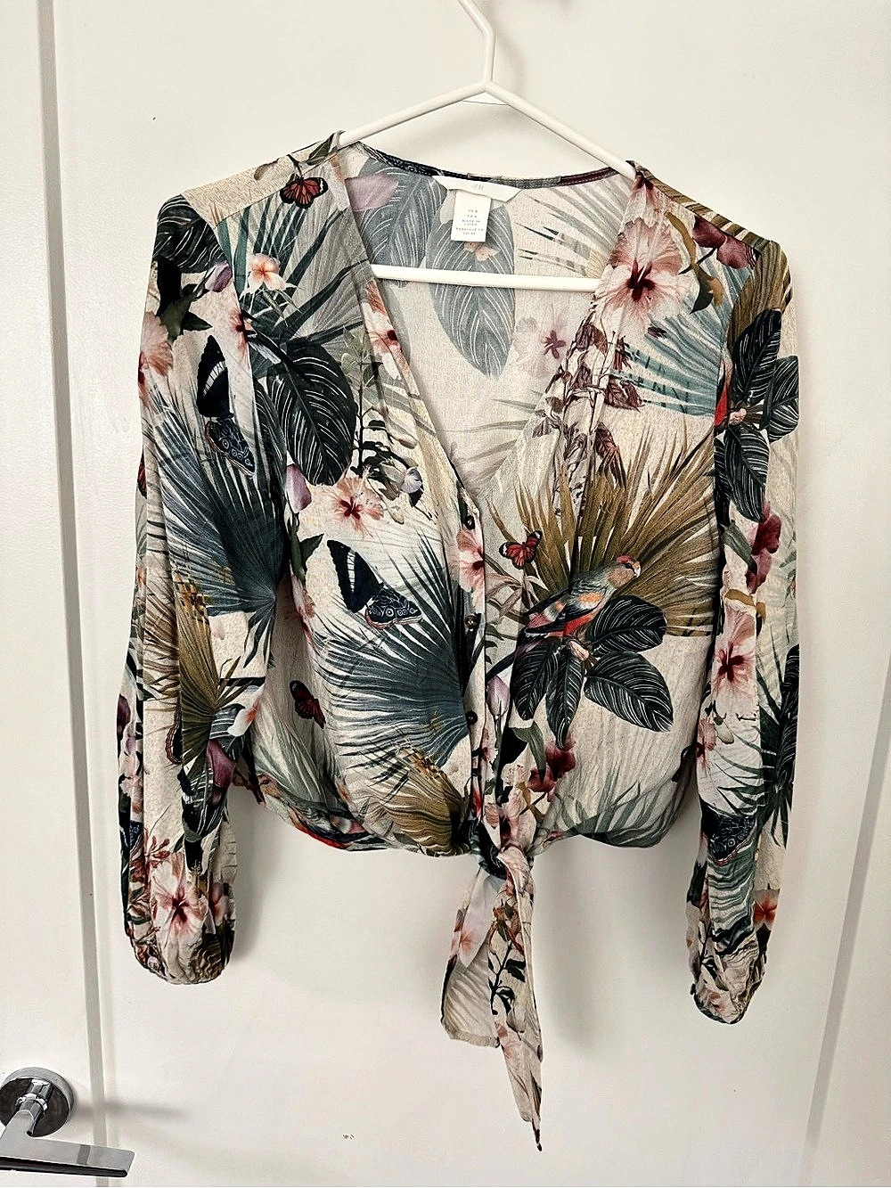 H&M Tropical Bird Butterfly Tie-Front Blouse Green & Pink Size 8